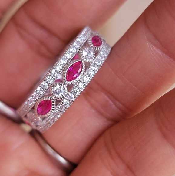 Gorgeous and elegant 925 sterling silver marquise rubies and round CZ diamonds w - Picture 14 of 16